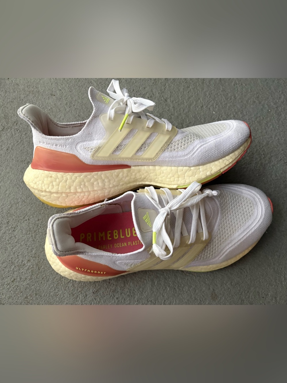 Adidas Ultra Boost sneakers •Size 8.5 women